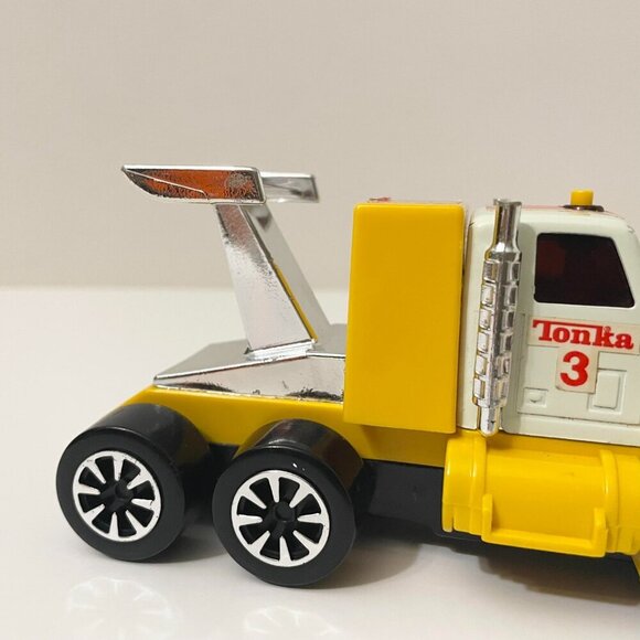 Vintage 80s Yellow Tonka Semi Mack Truck Clutch Popper Made in Japan - Picture 8 of 16